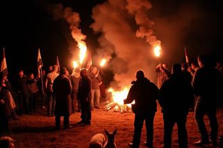 Partyzáni a teroristé? Pálili naslepo, upalovali a Štefan zastřelil tchyni - Médium.cz